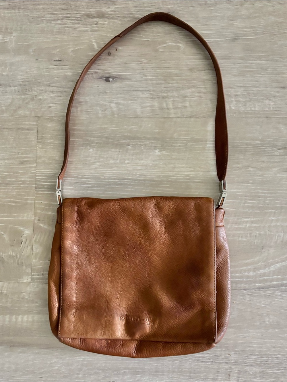 Kenneth Cole New York Brown Pebbled Leather Flap Shoulder Bag Organizer Vintage